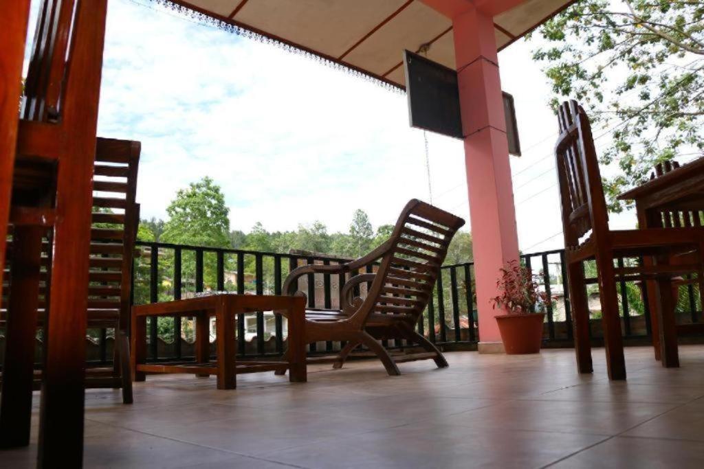 Little Heaven Guest Hotel Ела Екстериор снимка